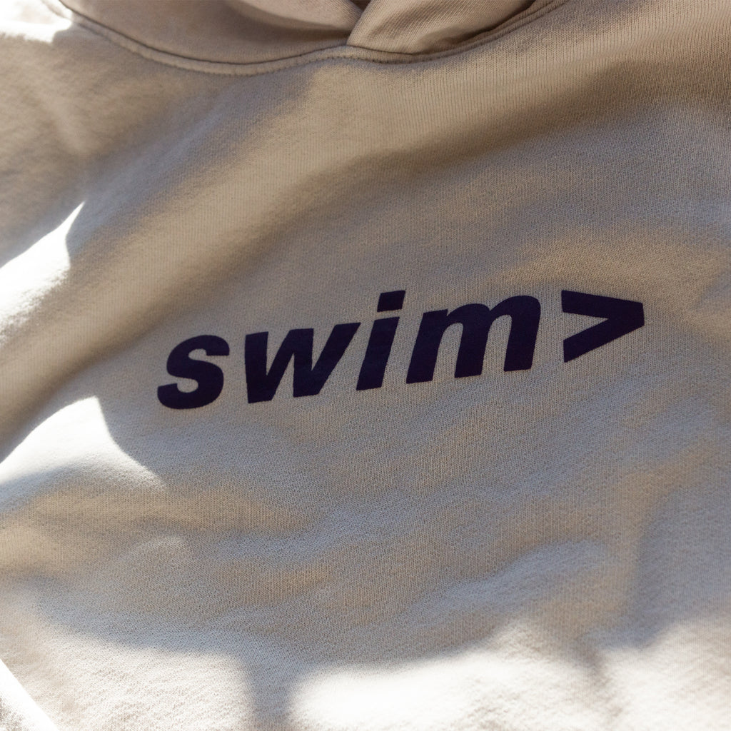 Schwimmen&gt; weißer Rauch-Kapuzenpullover